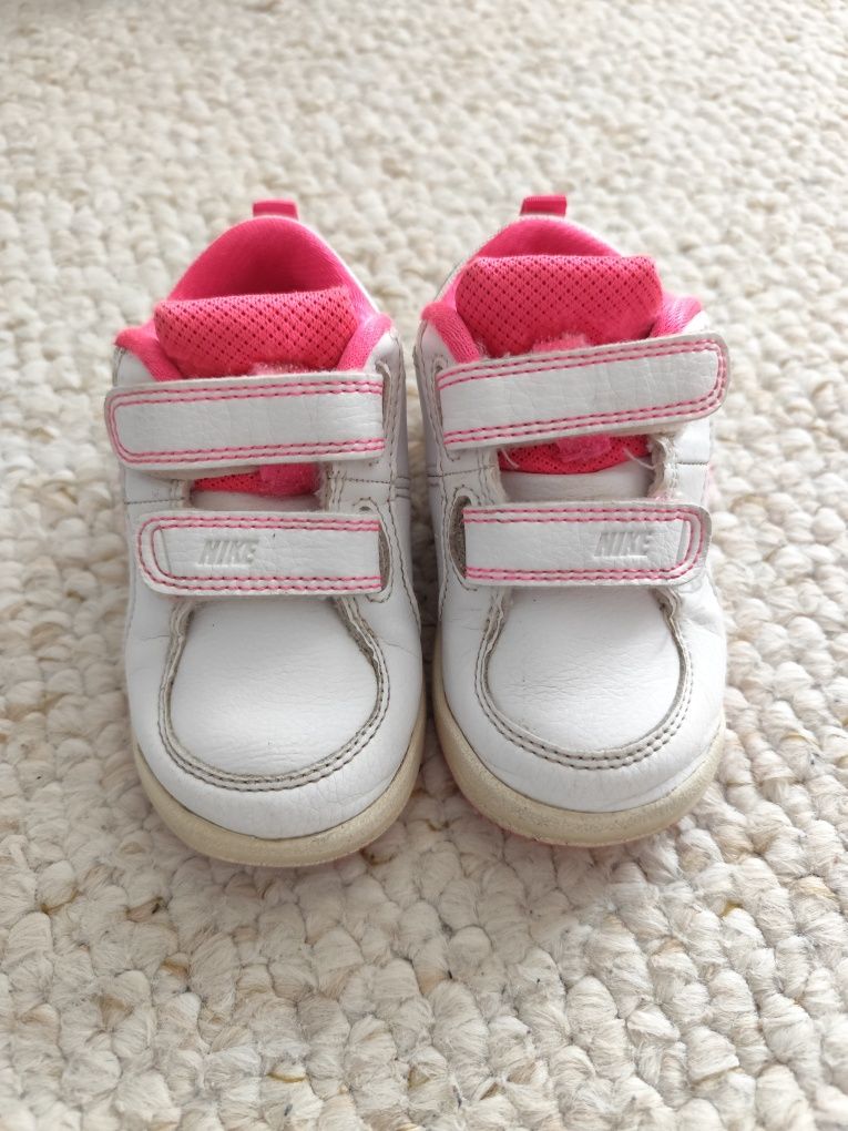 Buty dziecięce Nike dla dziewczynki adidaski buciki buty sportowe