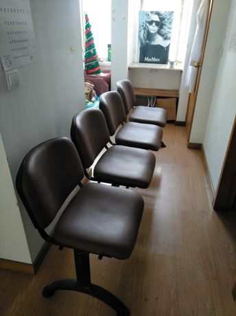 Cadeiras escritório, sala de espera