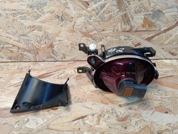 Farol nevoeiro frente direito BMW 5 (E60)