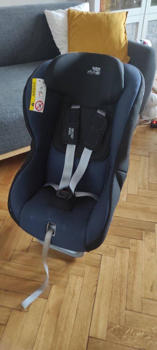 Fotelik Britax Rommer rwf 9-25