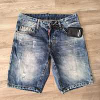 Чоловічі джинсові шорти від бренду Dsquared2