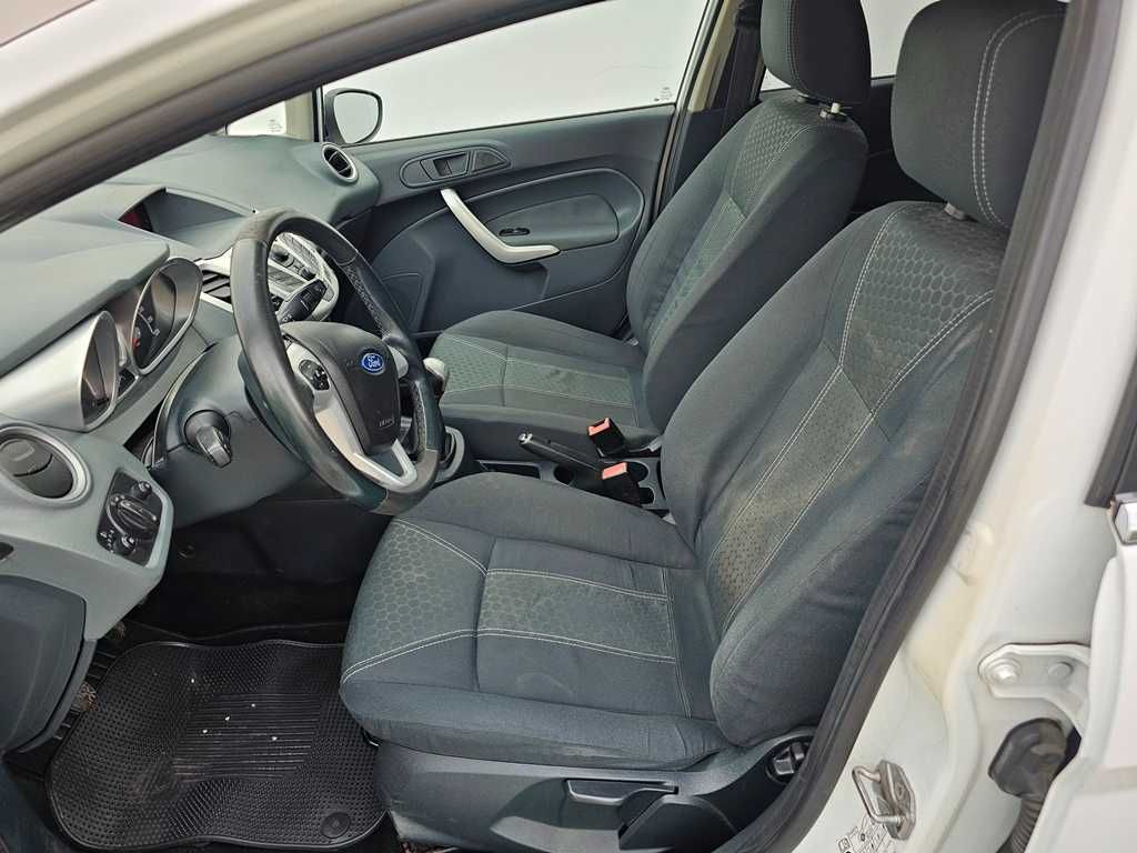 Ford Fiesta 1.25i 80Cv Titanium 09/2011