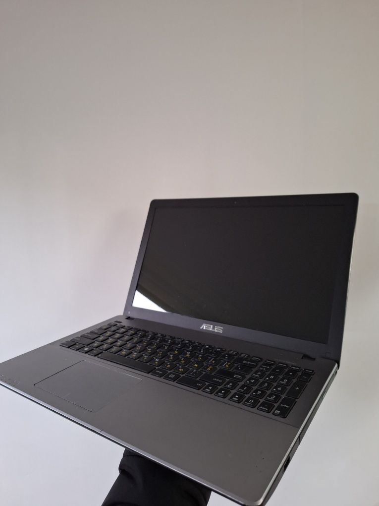 Продам Asus X550j i5