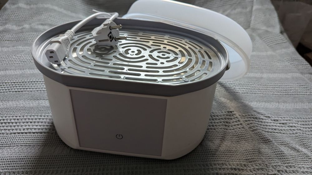 сенсорний стерилізатор для бутилочок