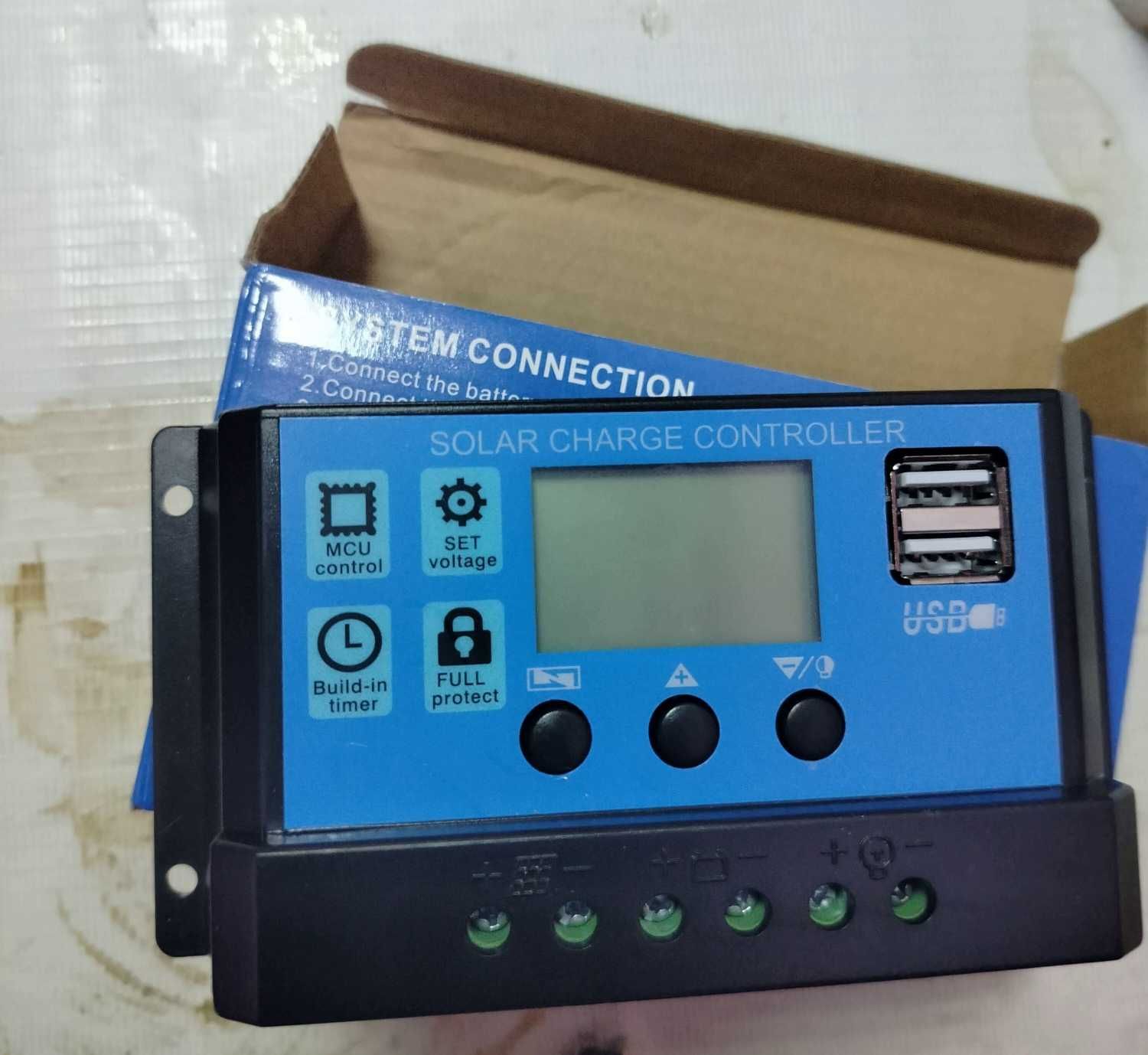 Профессиональный солнечный контроллер заряда 12V/24V 50 ампер!