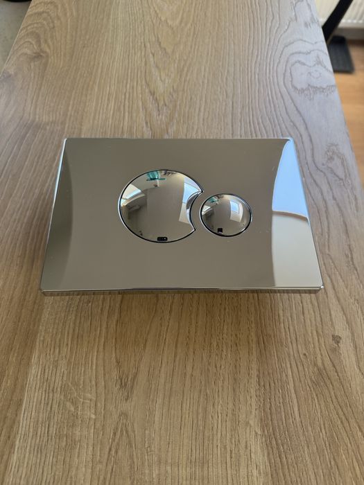 Przycisk spłukujący Sanit S703