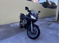 Yamaha Fazer 600