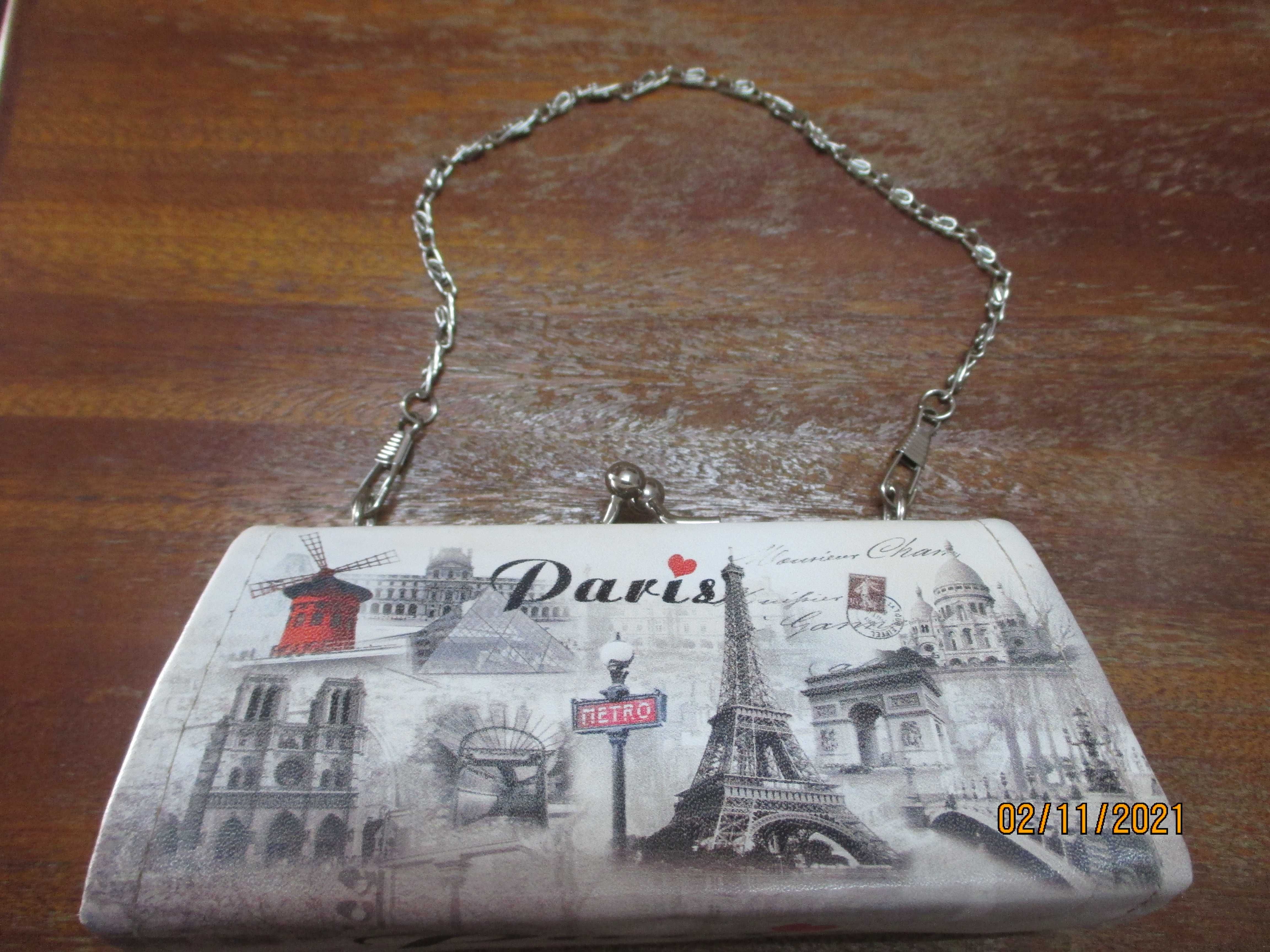 Porta moedas/ bolsa - souvenir de Paris