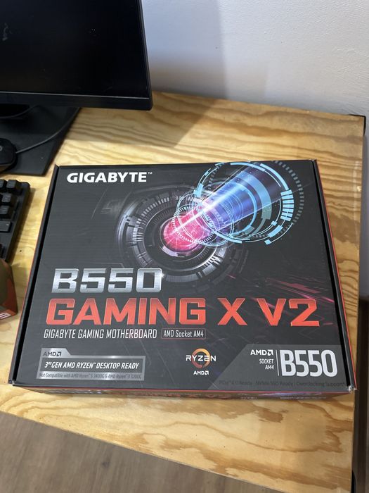 Ryzen 9 5900X mais Gygabyte B550 gaming x V2