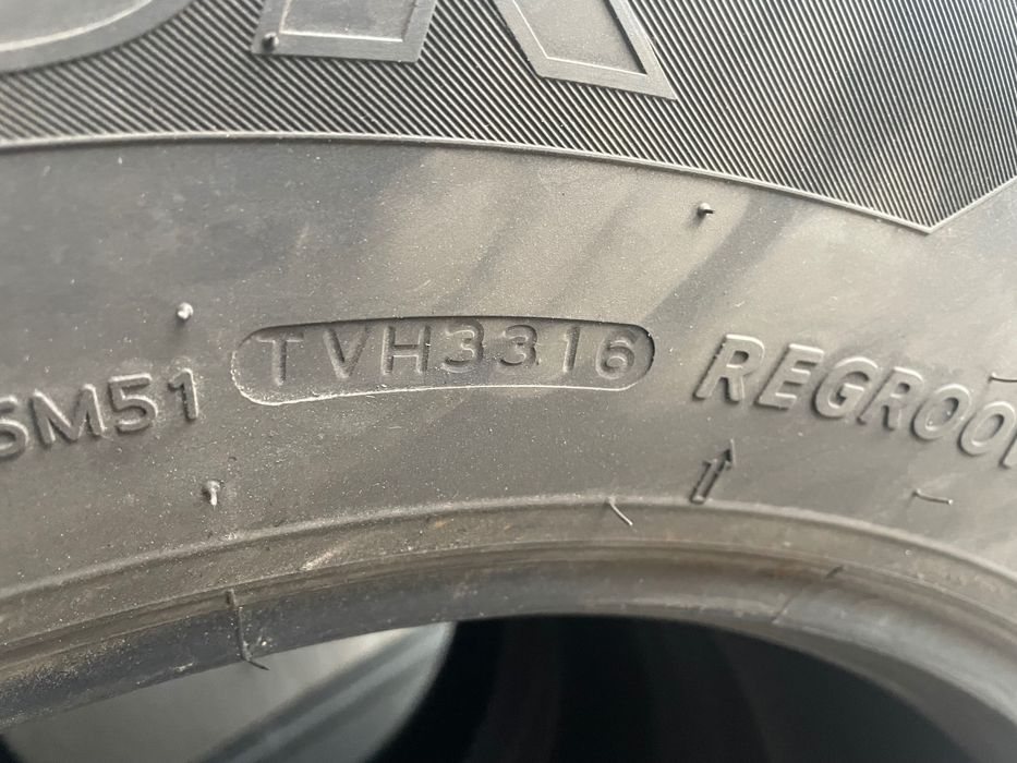 Продам шини до вантажного автомобіля