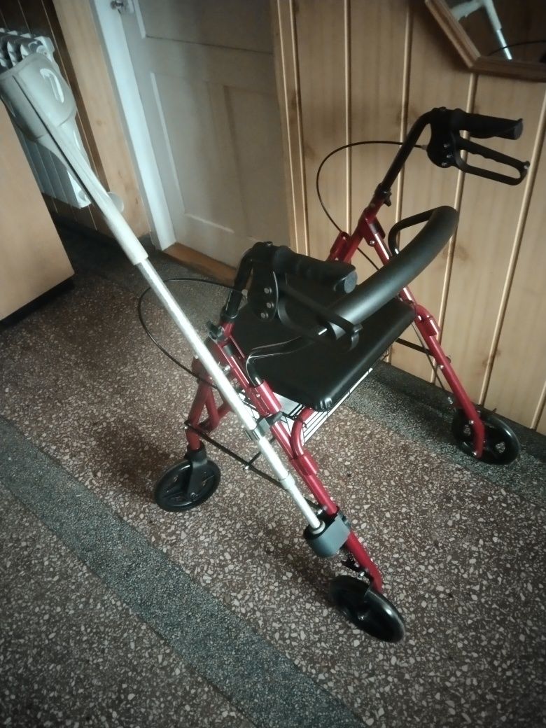 Chodzik inwalidzki/balkonik/wózek,