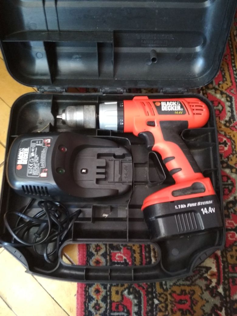 Шуруповерт Black&Decker 14.4