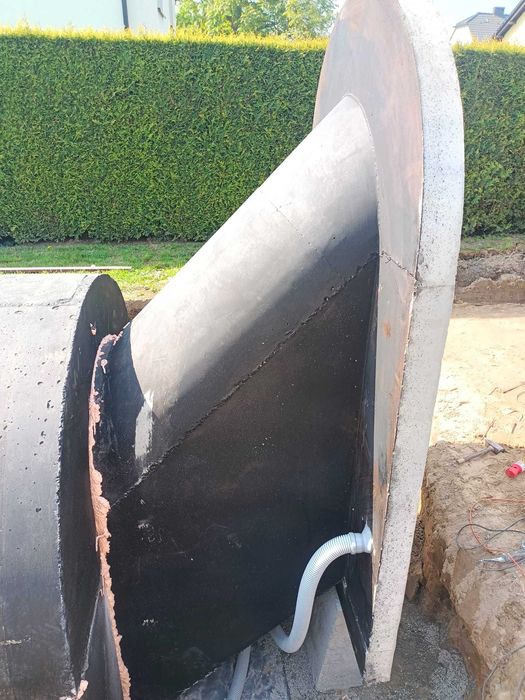 piwnica betonowa ogrodowa ziemianka B30W8 solidna szczelna schody tune