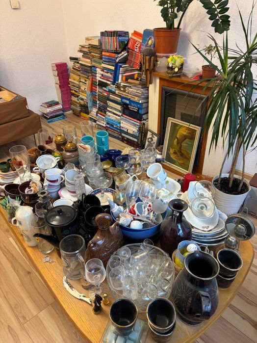 książki, porcelana, bibeloty wyprzedaż garażowa - używane, nowa cena