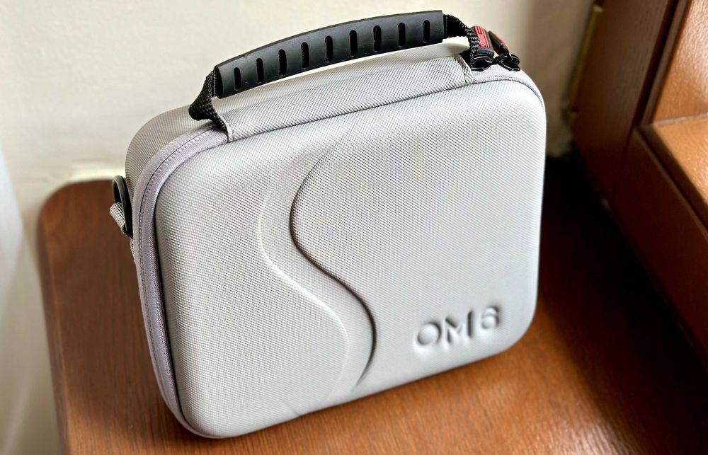 Продам твердий оригінальний чохол для DJI Osmo Mobile 6 , 7