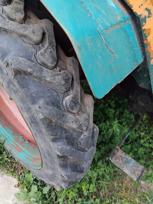 Т 16 трактор  , шасік