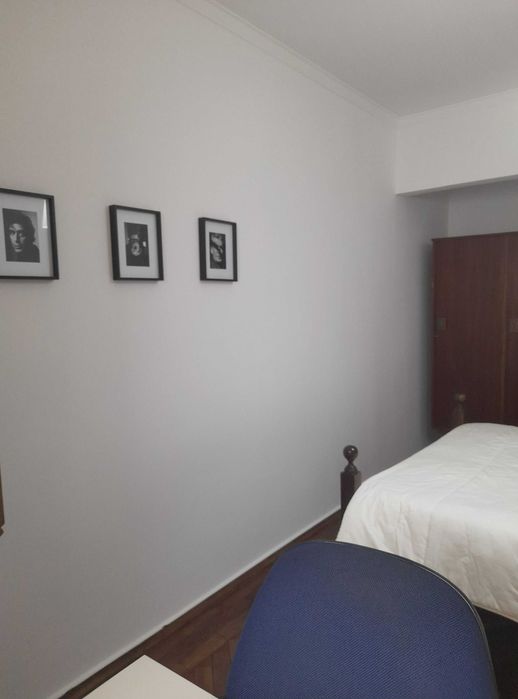 Quarto para estudantes Linha Amarela, Junto ao Metro