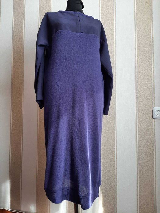 Платье теплое, демисезонное, шерстяное.