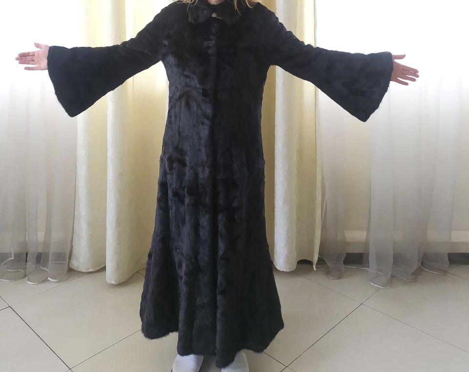 Продам норковую шубу б/у.