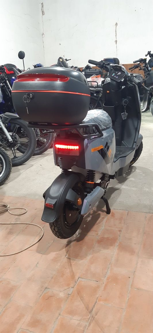 Електроскутер Idiemo Next 1500w