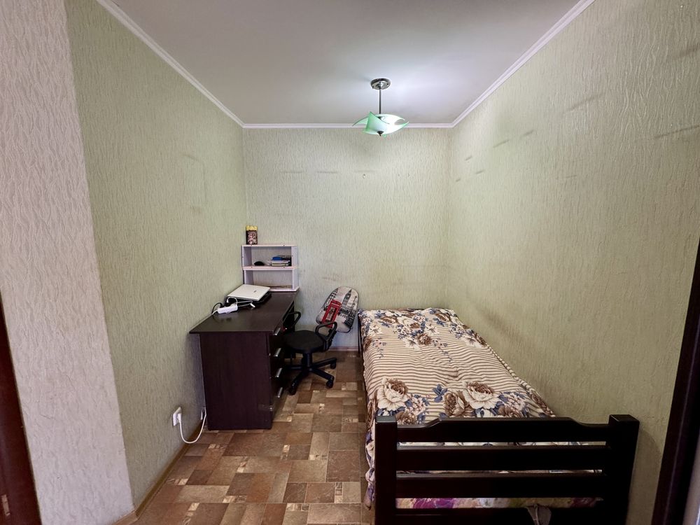 Продаж 1-кімнатна квартира жк Петрівське Теплична 38