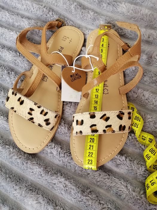 Сандалі шкіряні primark на дівчинку чи жінку 36 розмір