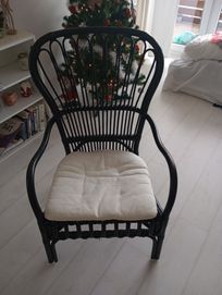 Krzesło ratanowe czarne IKEA