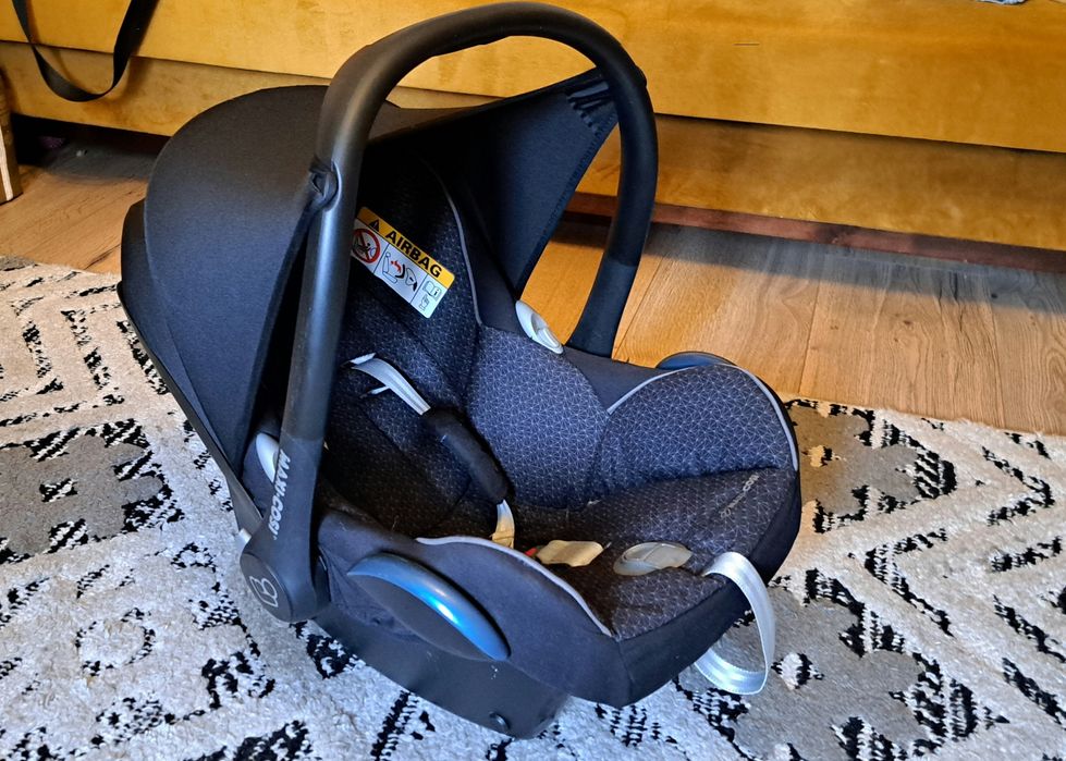 Fotelik samochodowy nosidełko z bazą MaxiCosi Cabriofix isofix