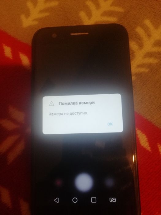 Продам телефон lg k10