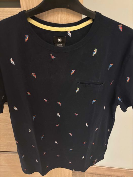 Koszulka męska granatowa rozm. L, z nadrukiem DG