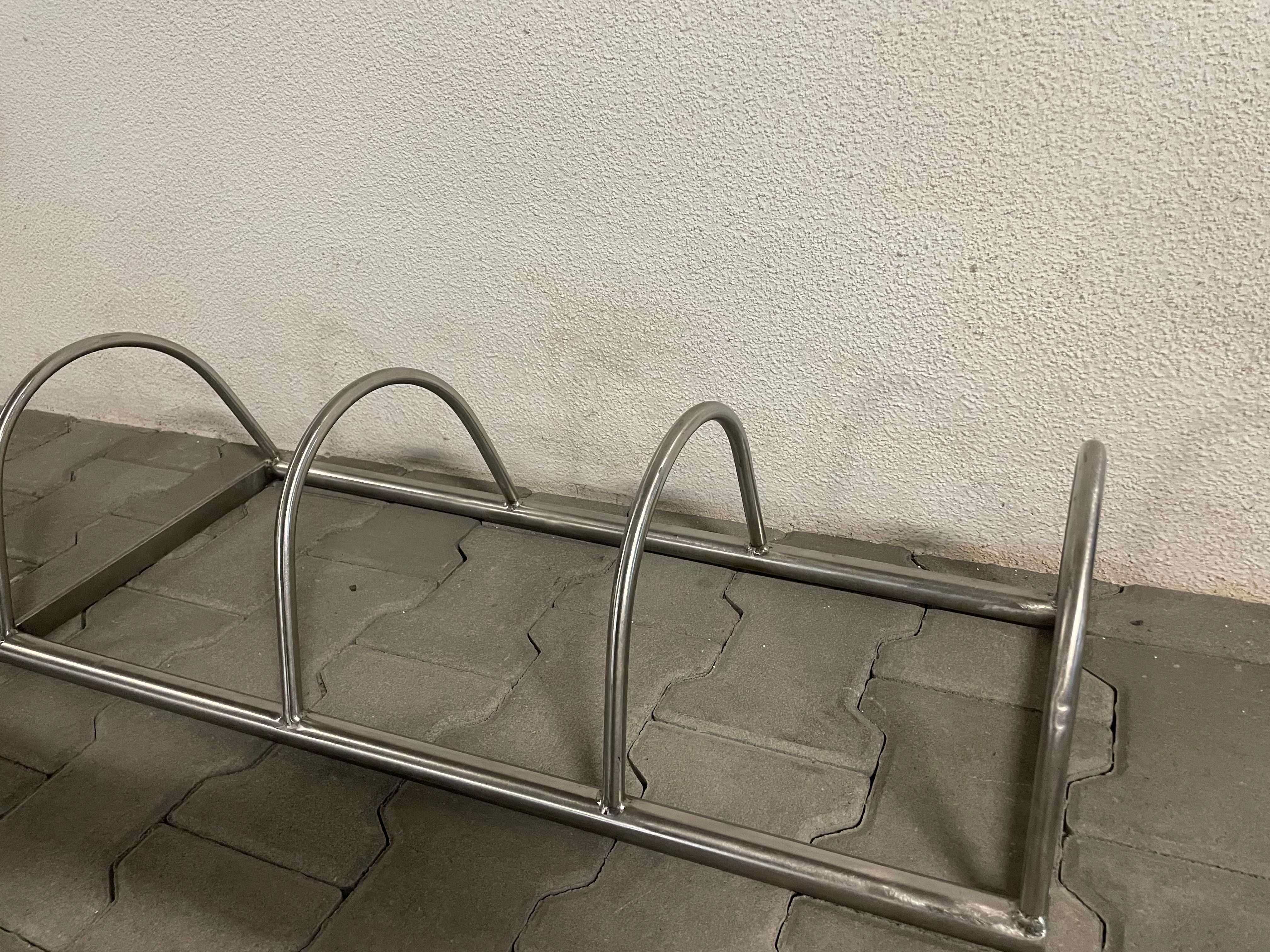 Stojak na talerze, obciążenie typu bumper
