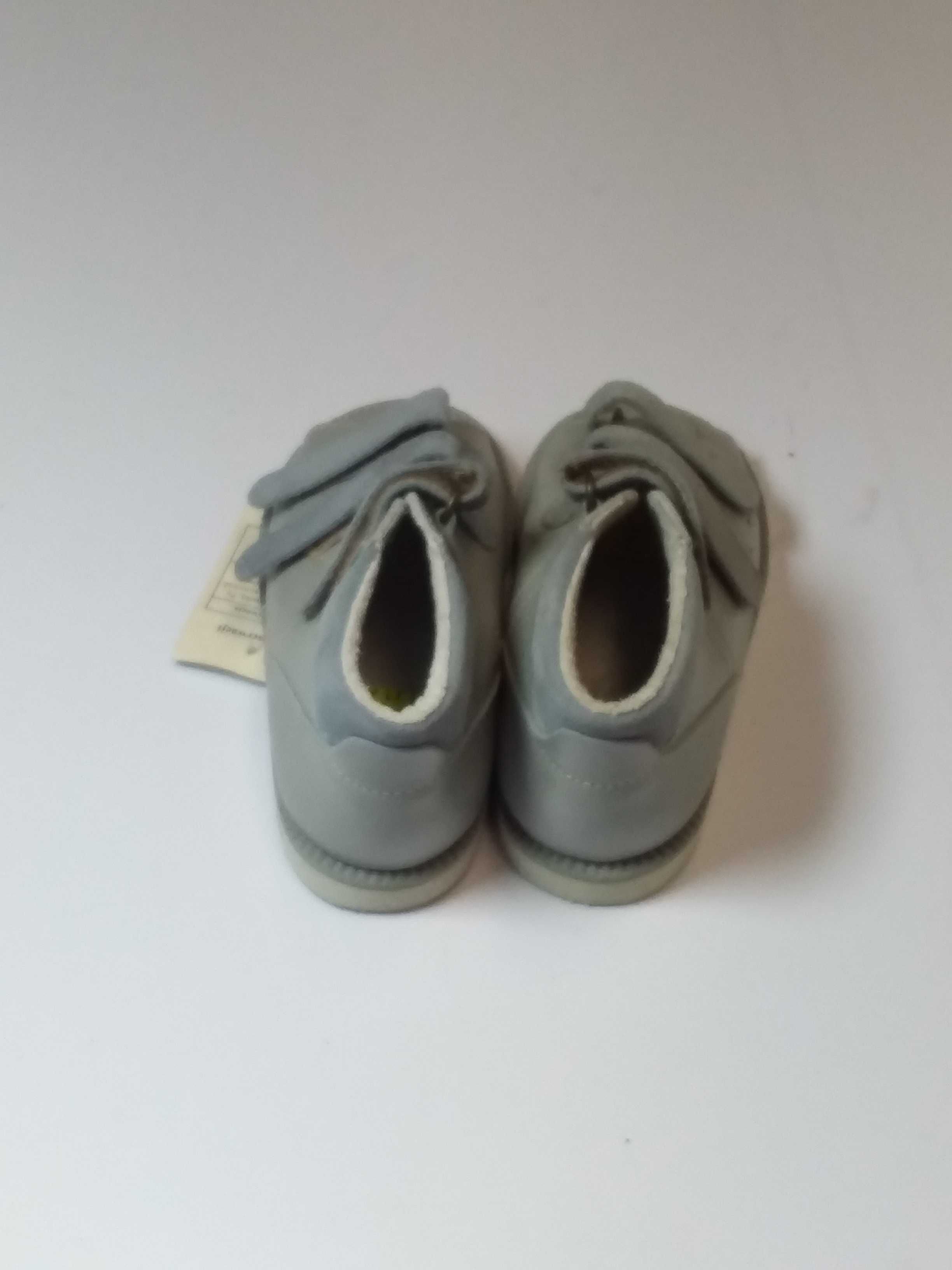 Pantofle ortopedyczne obuwie Daniel rozmiar 24,5