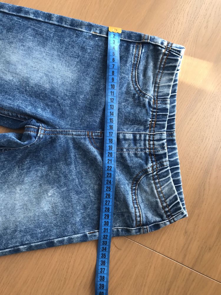 Spodnie jeansowe r.128