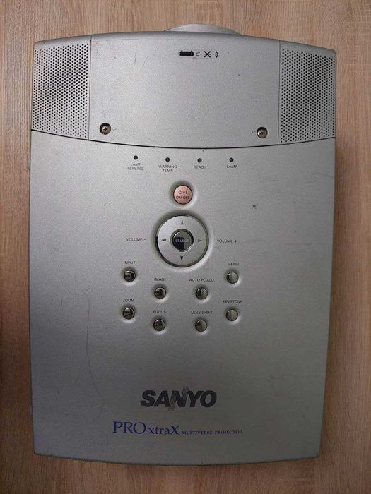 Проектор Sanyo PLC-XT16