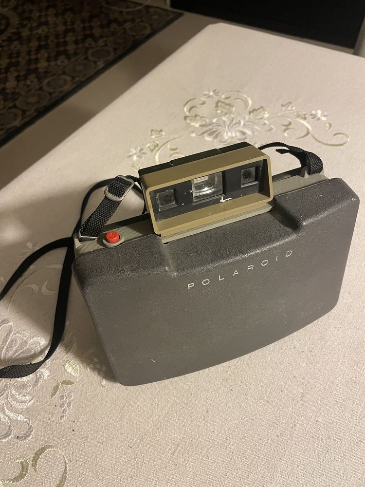 Polaroid Automatic 330 Land Camera - vintage