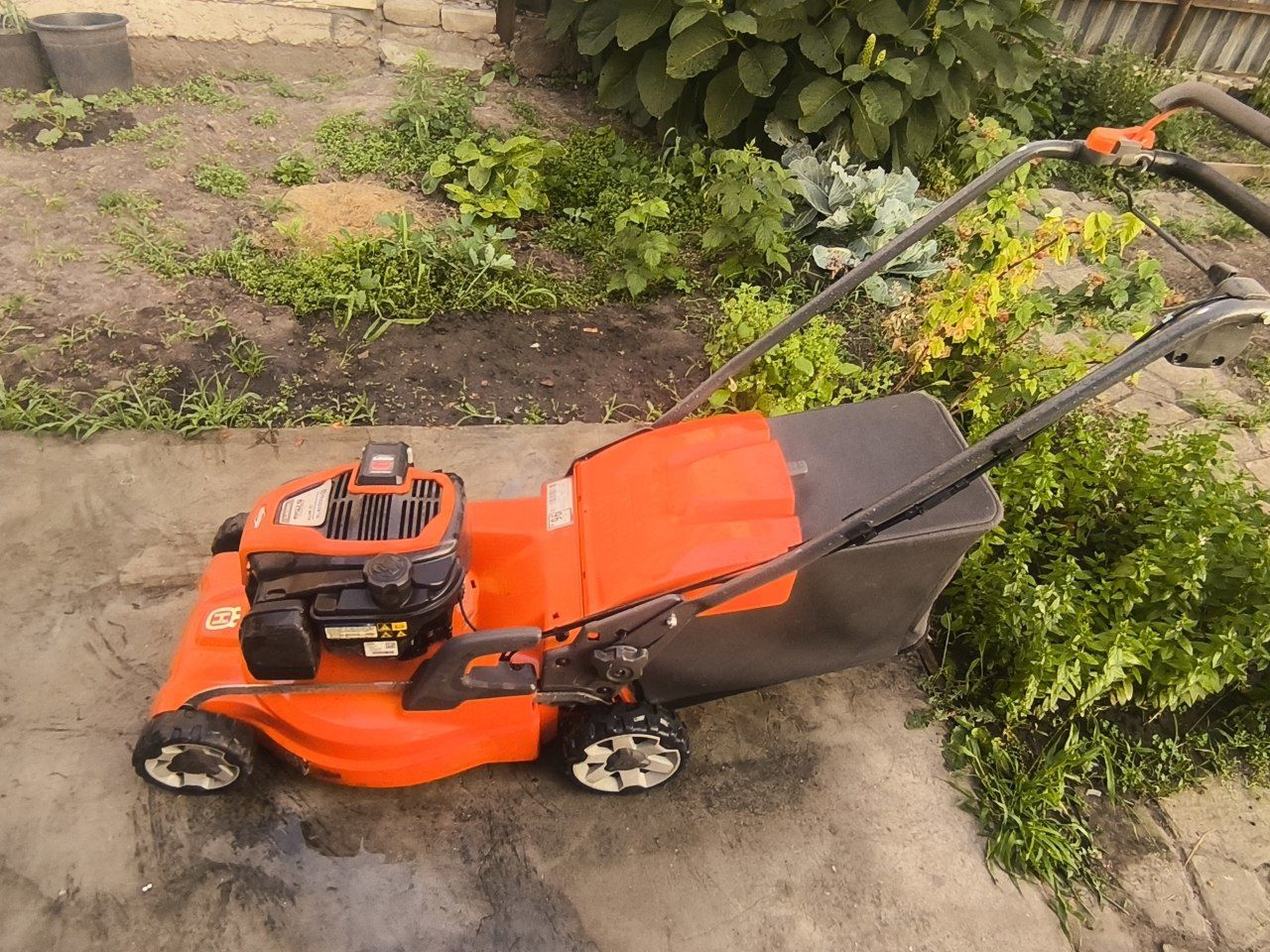 Газонокосилка Hushvarna LC 347 vi