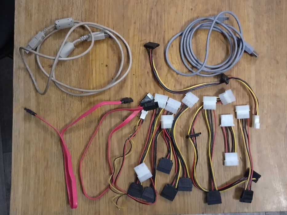 Кабелі USB Type-A - Type-B, Type-A - Mini, живлення HDD, SATA III