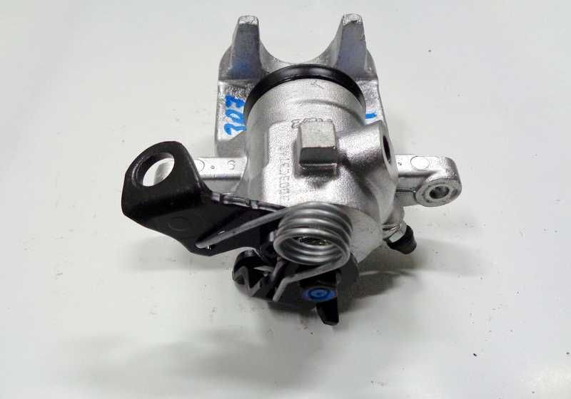 Citroen C4 Peugeot 307 zacisk hamulcowy tył prawy Lucas 713/2 38mm