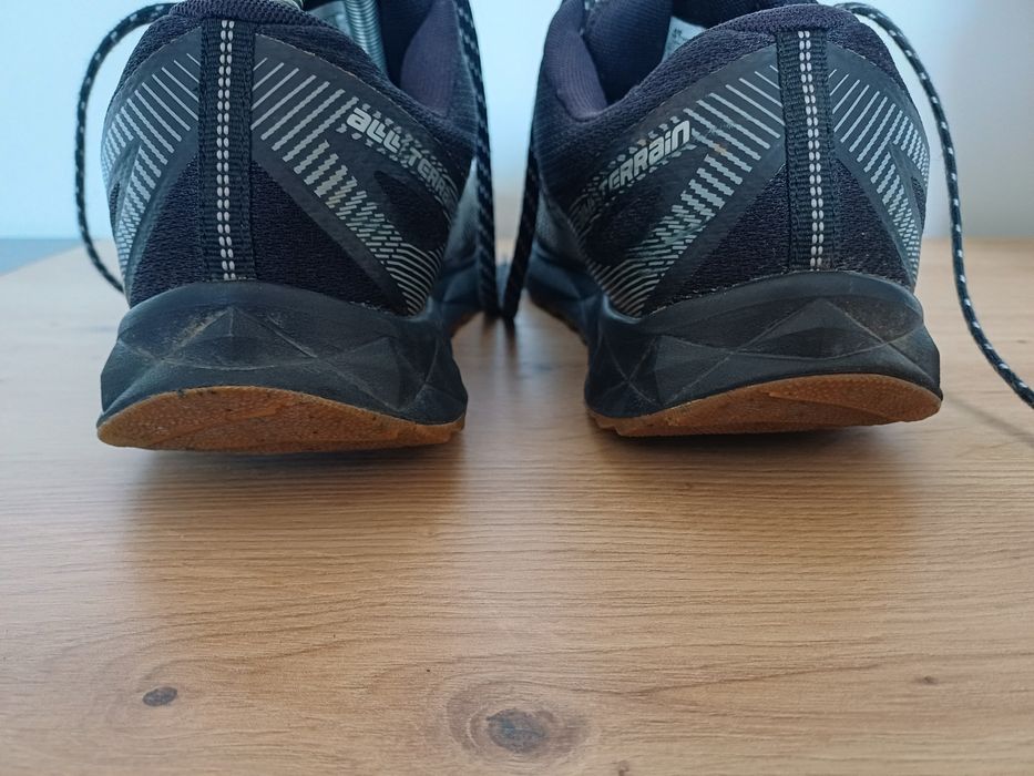 Buty New Balance 590 v3 all terrain rozmiar 42 trekkingowe 42,5
