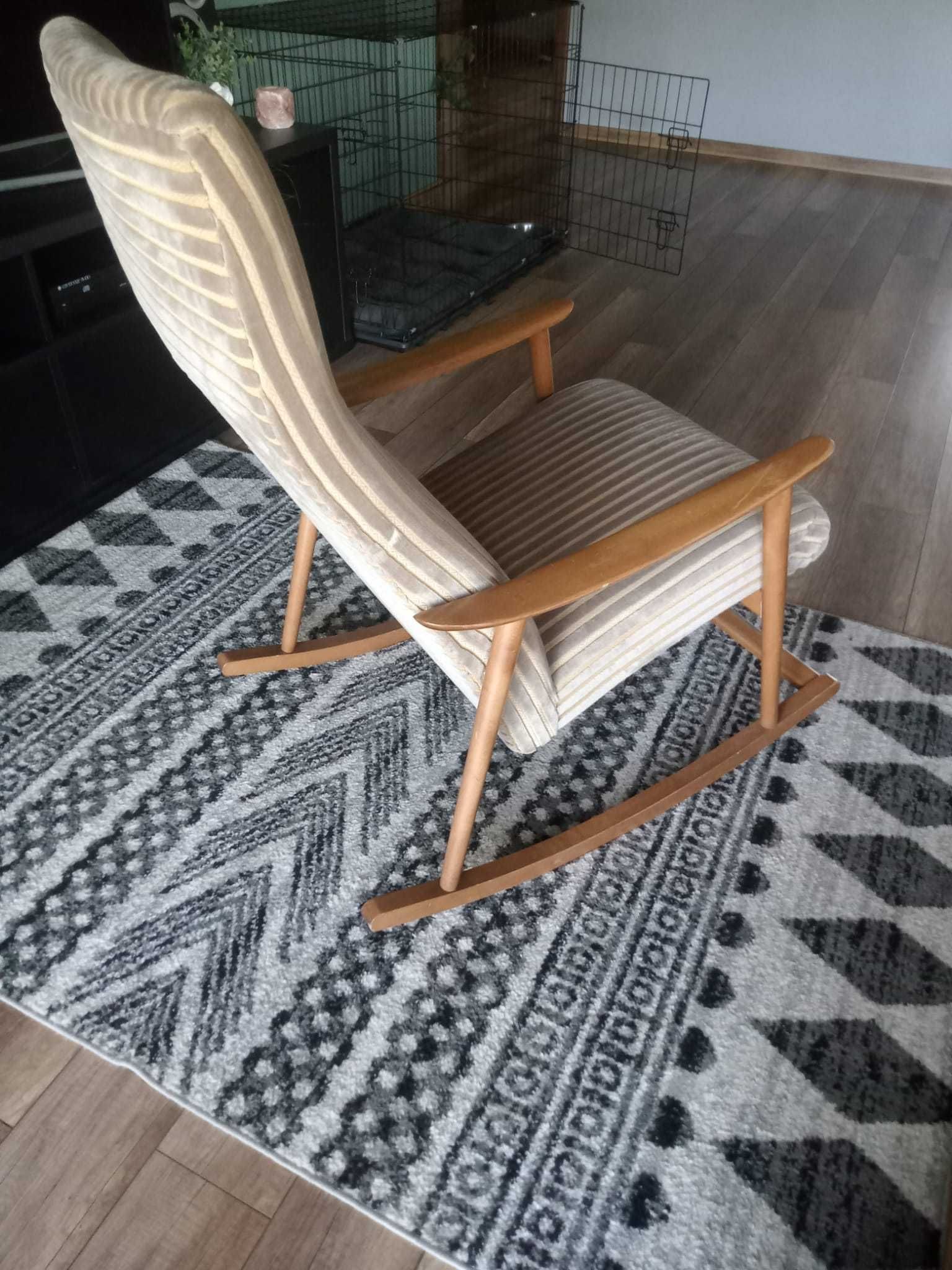 Fotel bujany patyczak