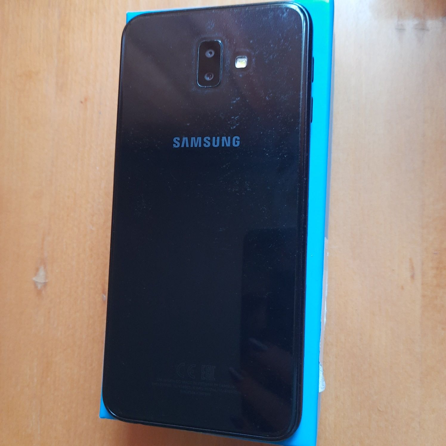 Samsung Galaxy J6+ (SM-J610FN/DS)