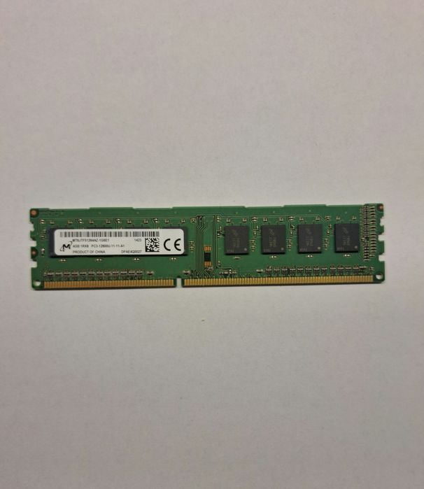 Pamięć RAM 4gb DDR3.