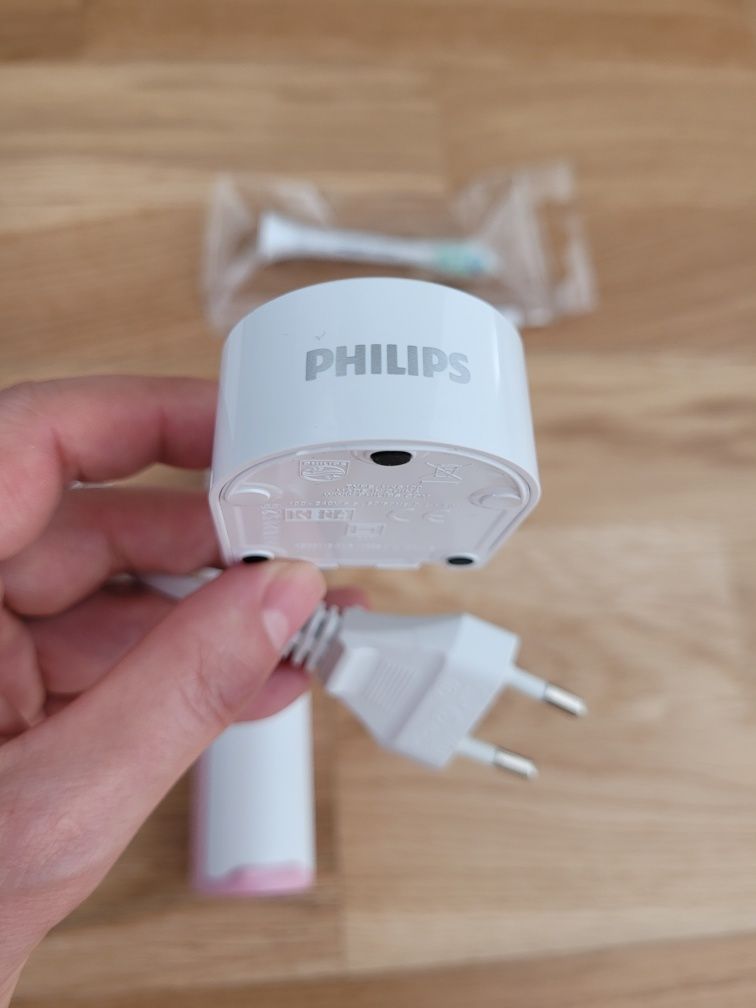 Zestaw szczoteczka soniczna Philips Sonicare/ładowarka GWARANCJA