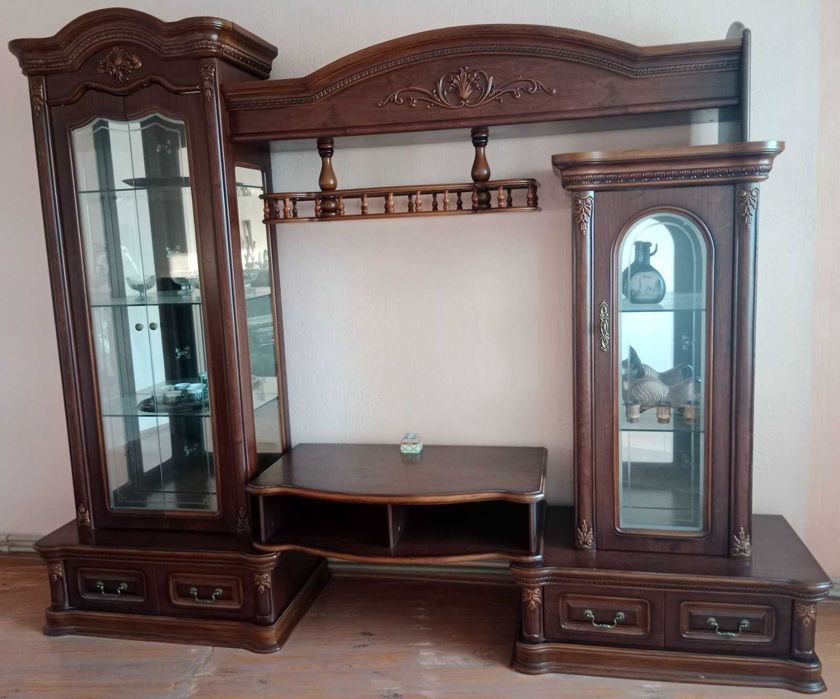 Стінка для вітальні