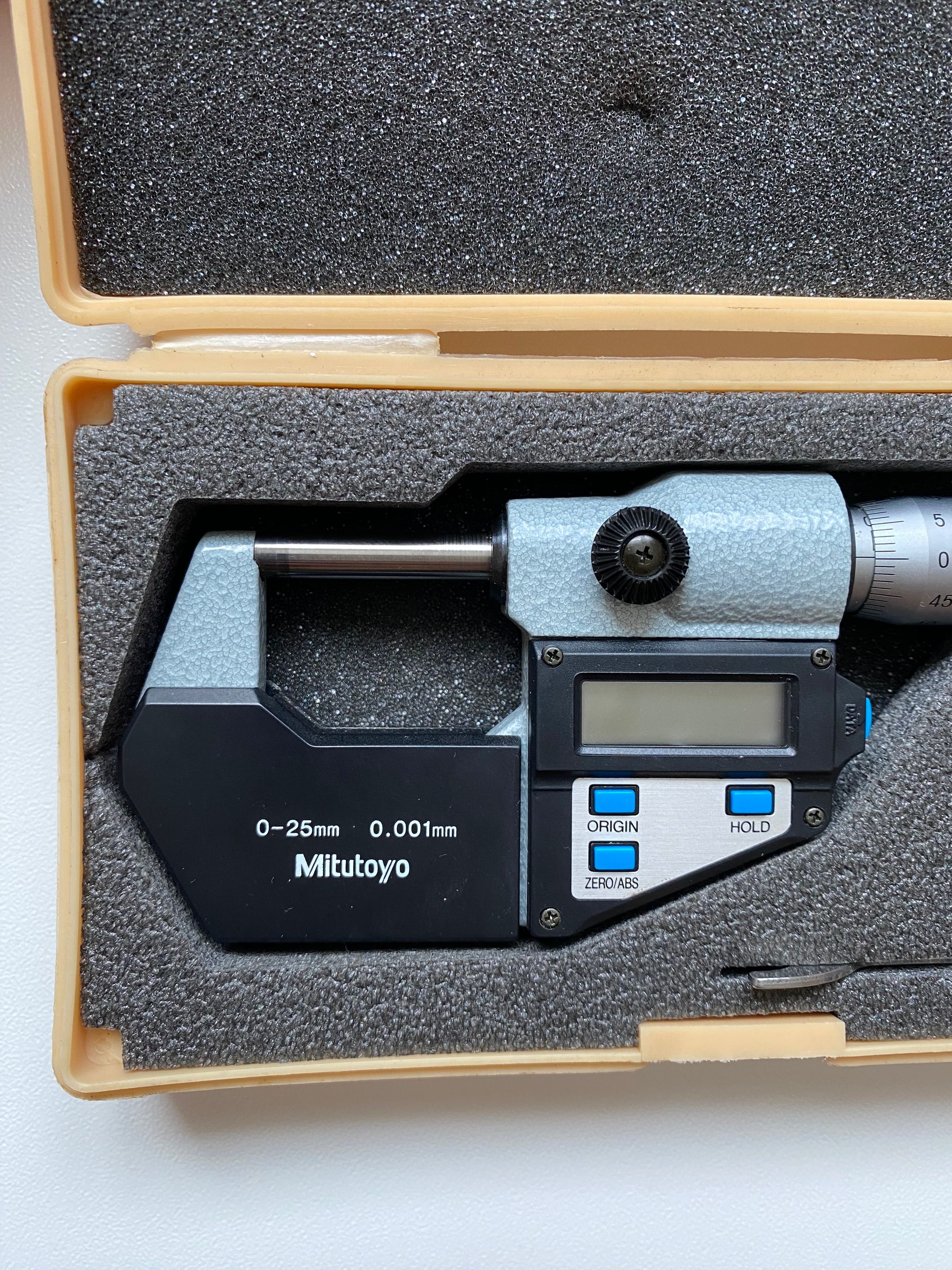 Mikrometr cyfrowy Digimatic z grzechotką 0-25mm 293-521 MITUTOYO