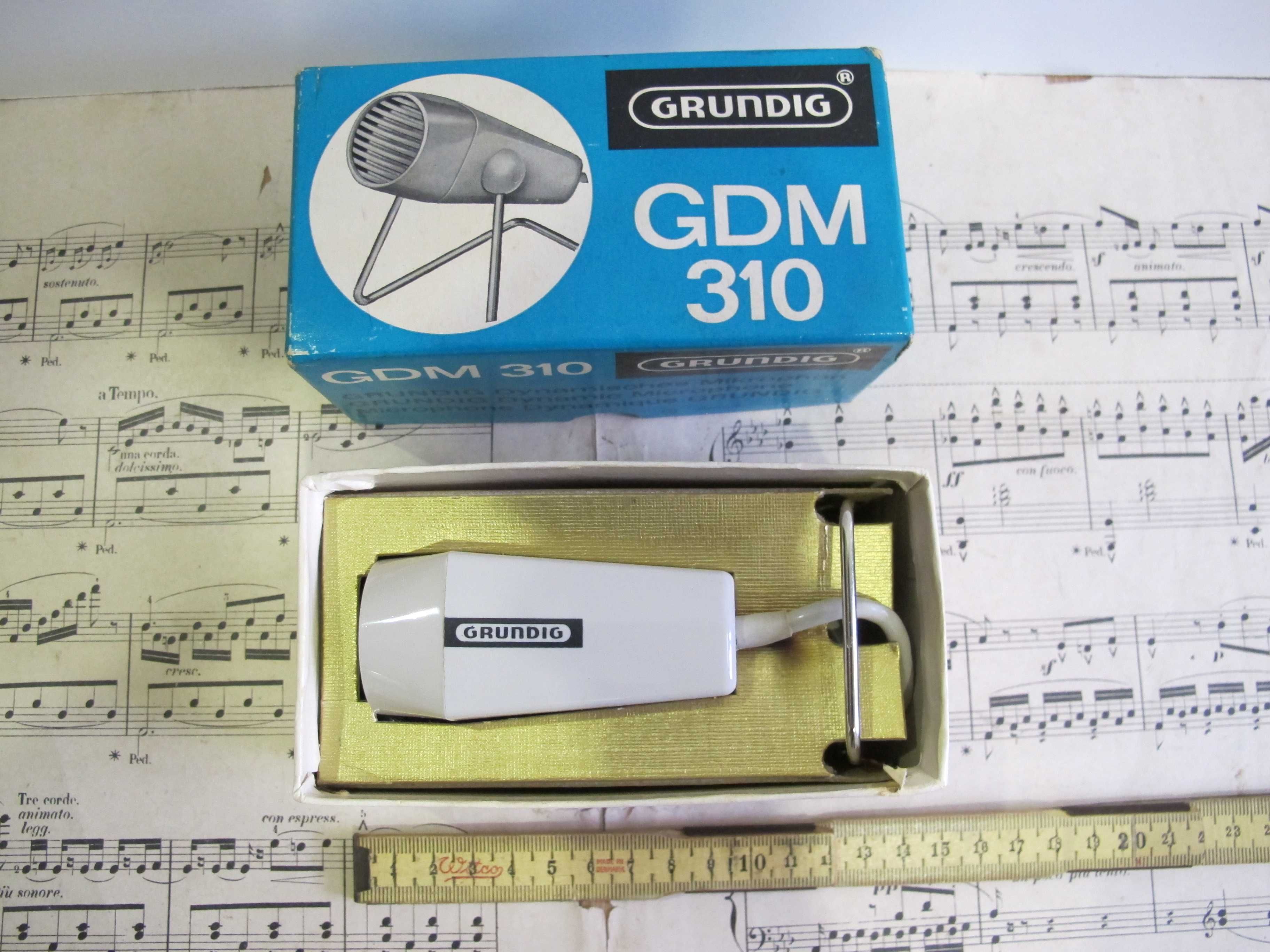 Microfone Grundig GDM 310 Antigo