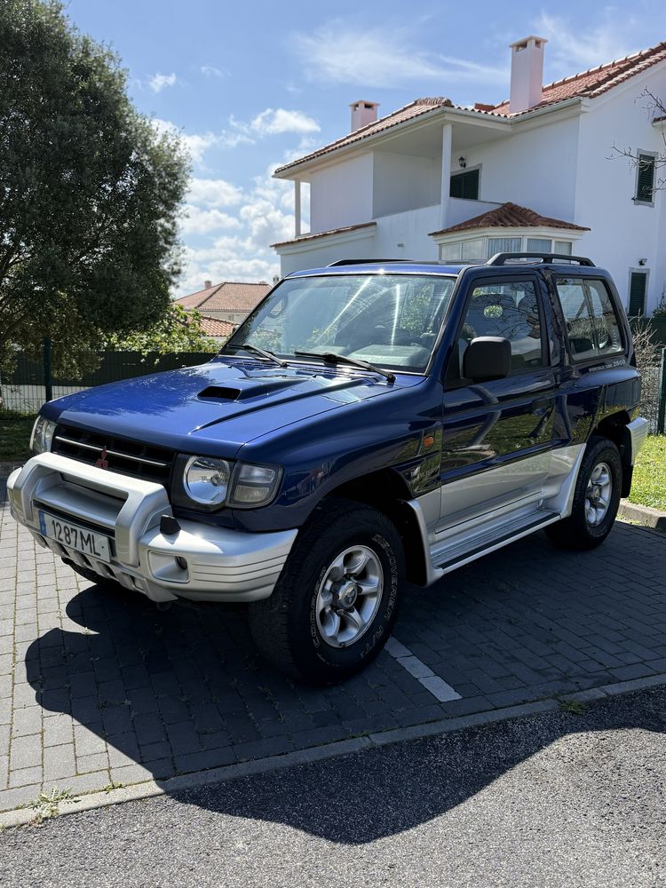 MITSUBISHI PAJERO - 2.8 L Cilindrada - COMO NOVO
