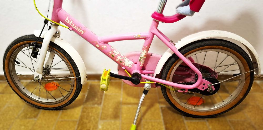 Bicicleta rosa Princess 16" com cadeirinha de boneca