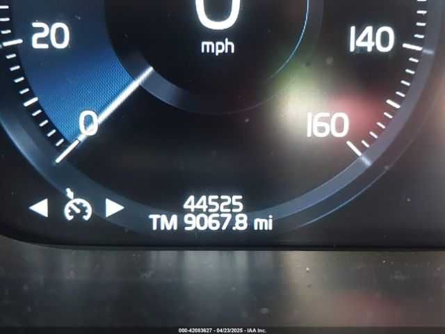 Volvo XC 60 T5 Inscription 2021 )