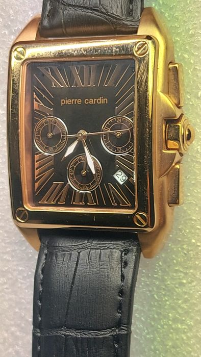 Часы кварцевые Pierre Cardin